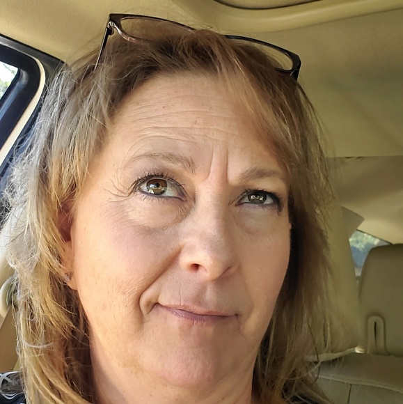 Meet your Posher, Theresa - Picture 1 of 1